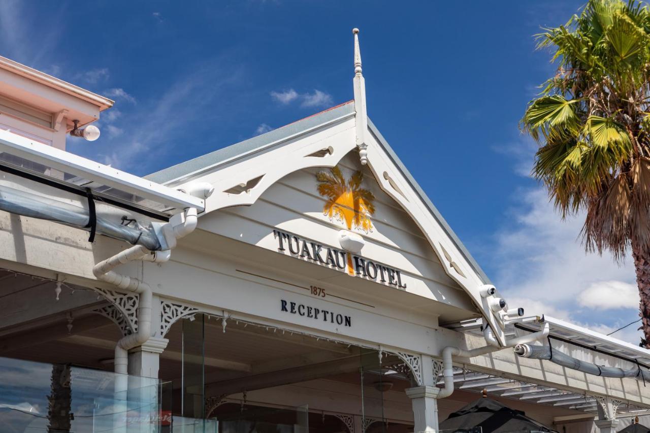 Tuakau Hotel Экстерьер фото