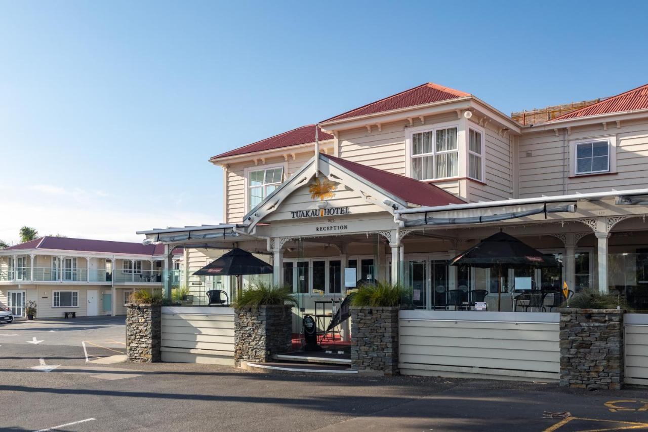 Tuakau Hotel Экстерьер фото