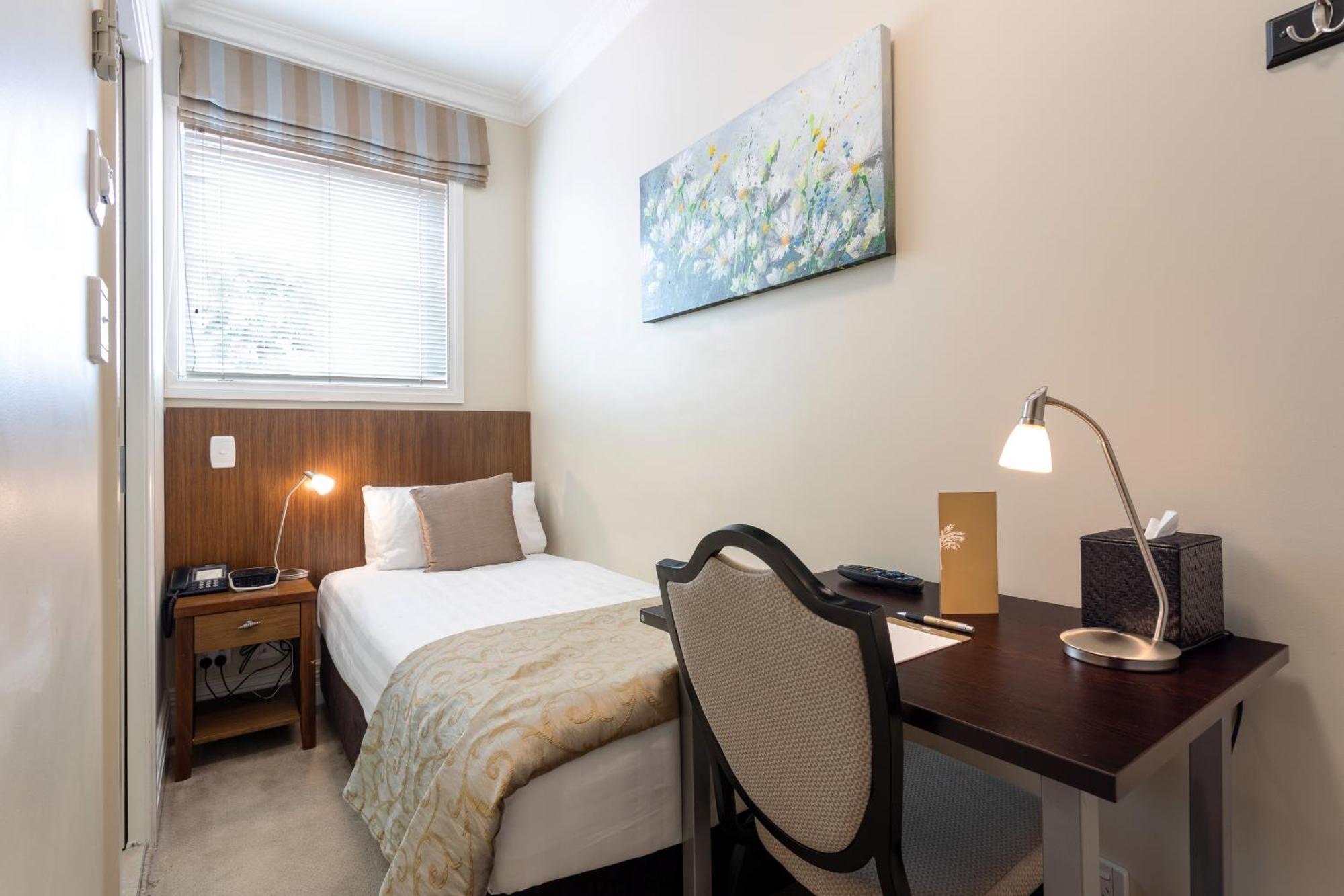 Tuakau Hotel Экстерьер фото