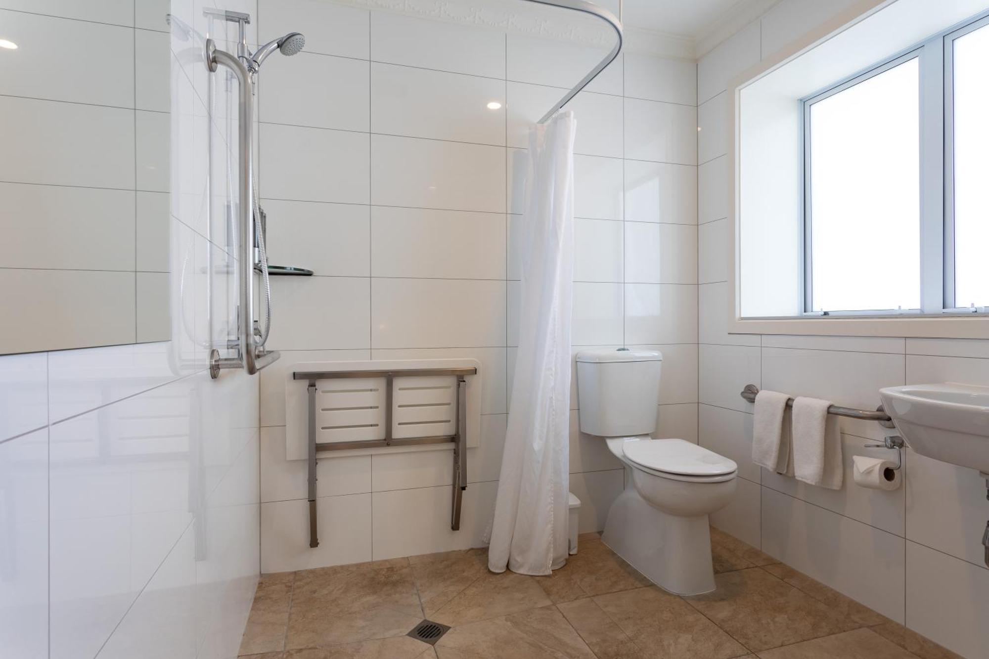 Tuakau Hotel Экстерьер фото