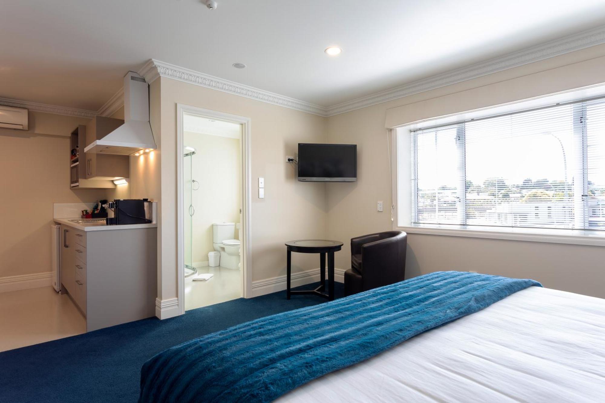 Tuakau Hotel Экстерьер фото