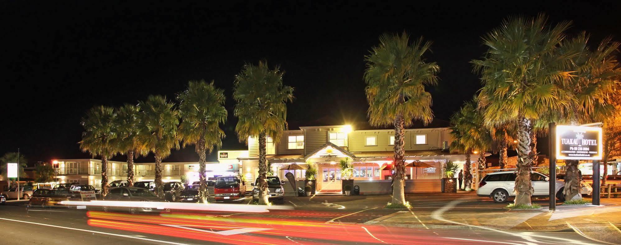 Tuakau Hotel Экстерьер фото