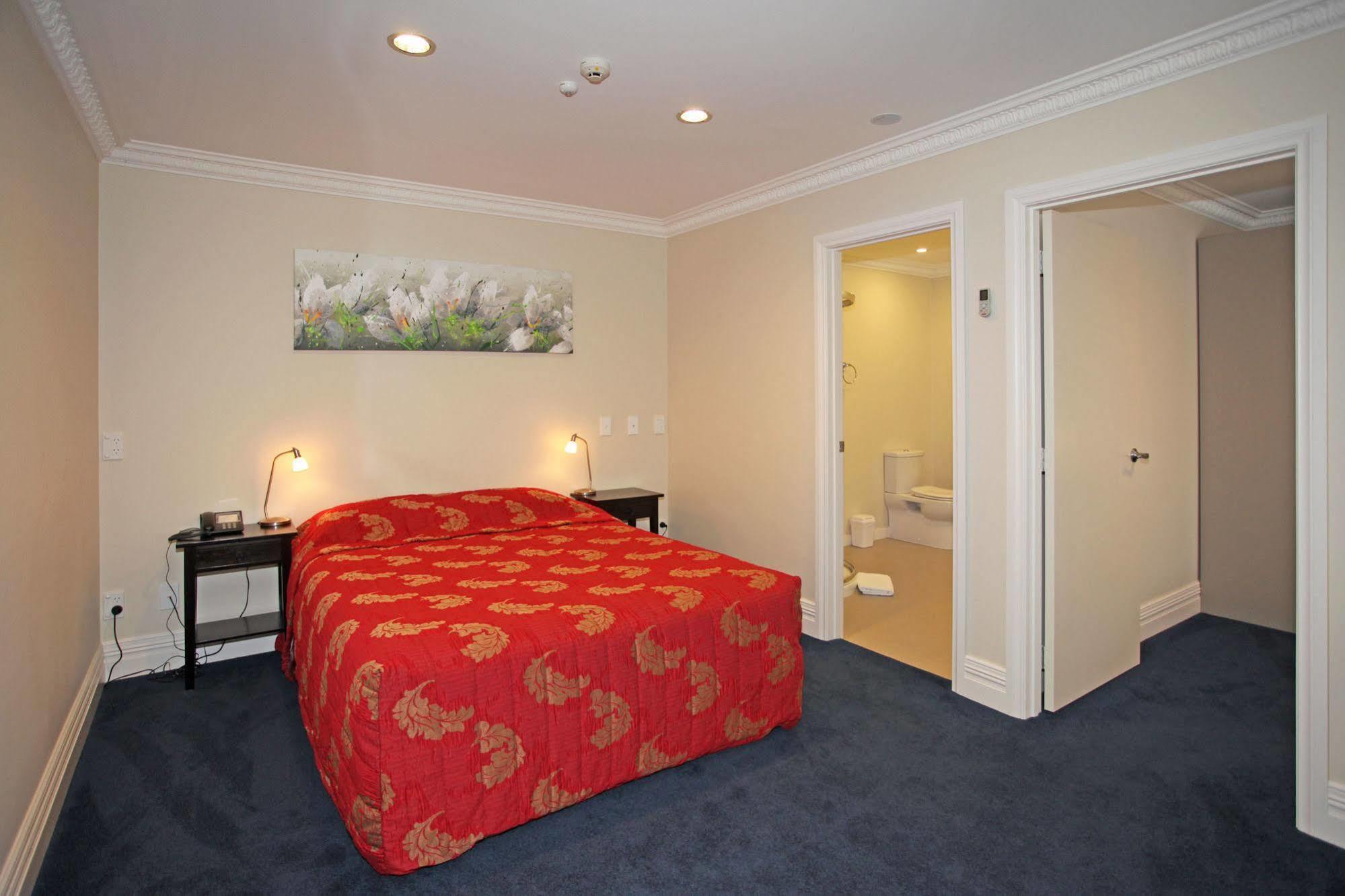 Tuakau Hotel Экстерьер фото